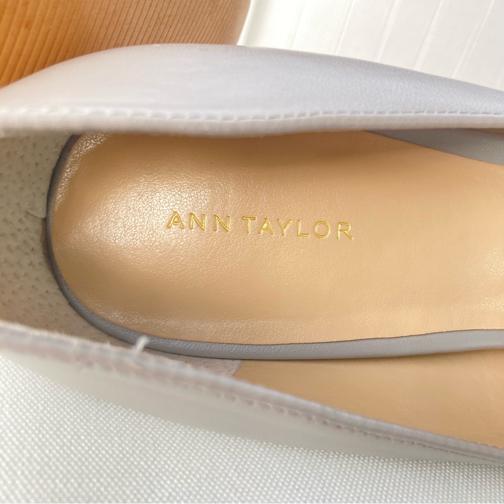 Ann Taylor Heels Gray Leather Pump Size 9.5 - Picture 7 of 9